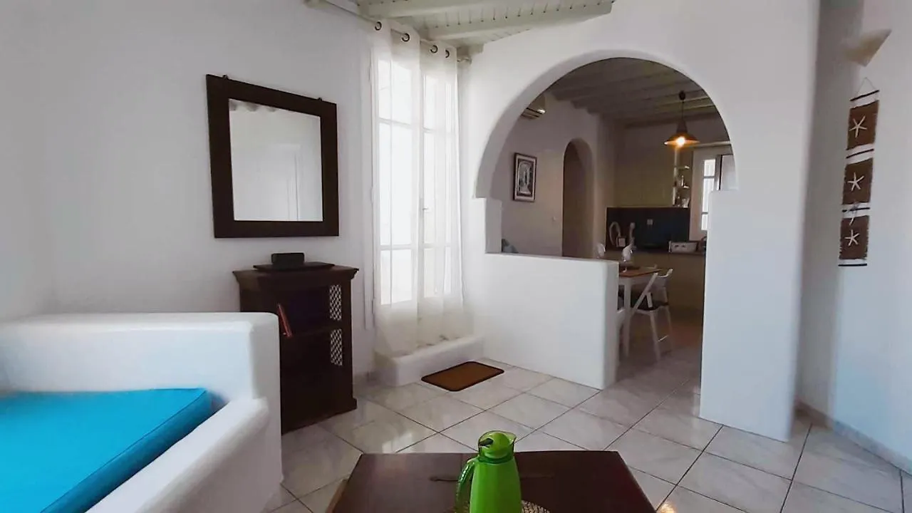 Ornos Athina Apartment יוון