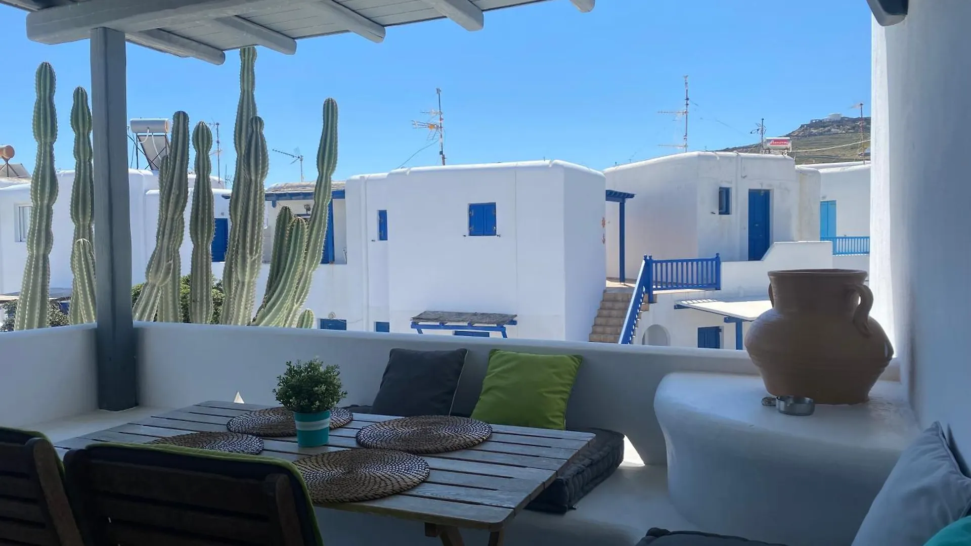 Ornos Athina Apartment